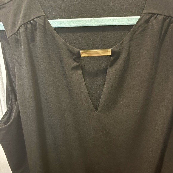 NWT INC Black sleeveless blouse with gold hardware size large - Picture 3 of 6